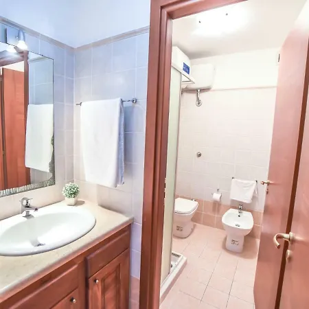 Apartment Locazione Turistica Cuore *